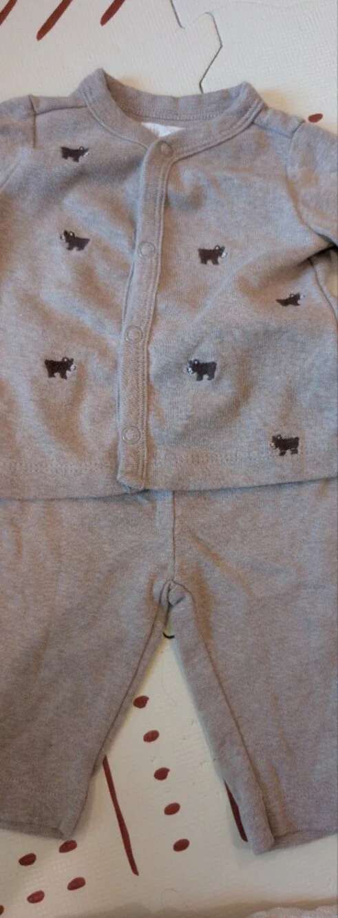 Lot Of Carters Neutral Baby Essential Outfits With Booties